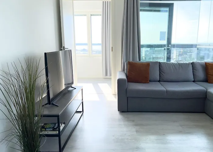 Aseman Portti - Stunning 1br 11th Floor